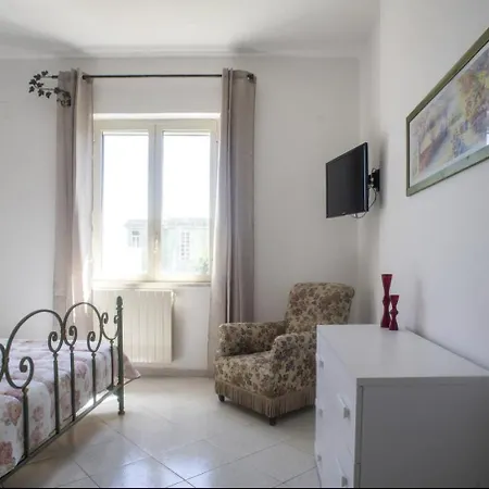 Casa Maria Grazia Indipendente Con Vista Mozzafiato A Villa *